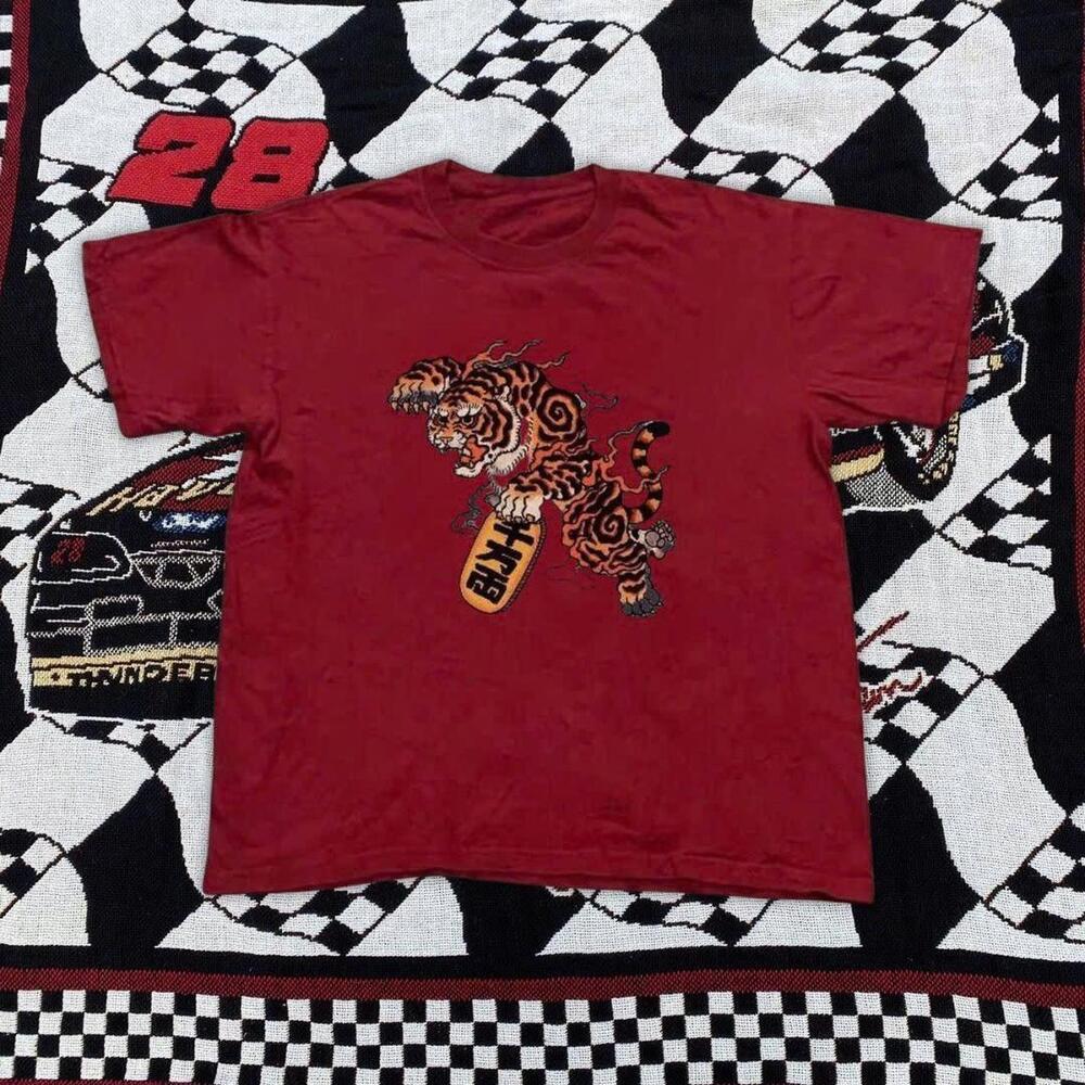 Red And Black 90S Tiger Skateboarding Graphic Tee